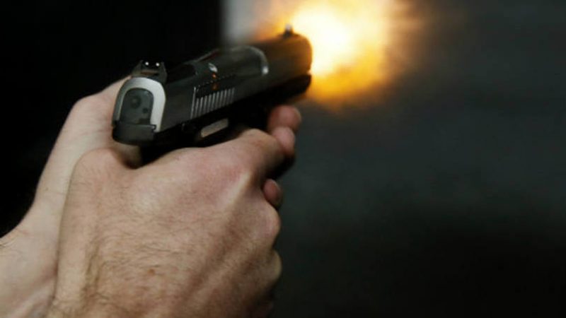 Na própria carne: polícia prendendo polícia