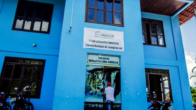 Laranjal do Jari sobe de 9 para 13 vereadores