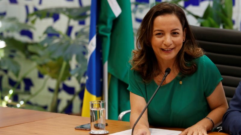 Com a mudança no tabuleiro da sucessão, intenautas apelam por candidatura de Marcivânia