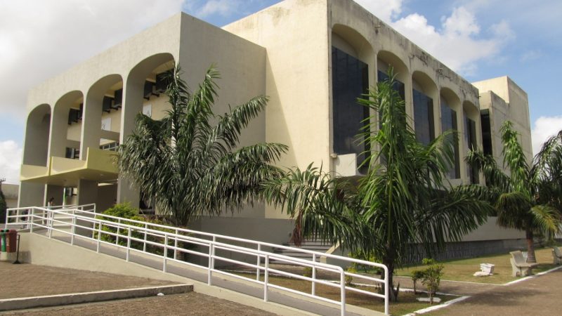 Teatro das Bacabeiras e Ginásio da Santina Rioli são modernizados com R$ 900 mil de emendas de Capi