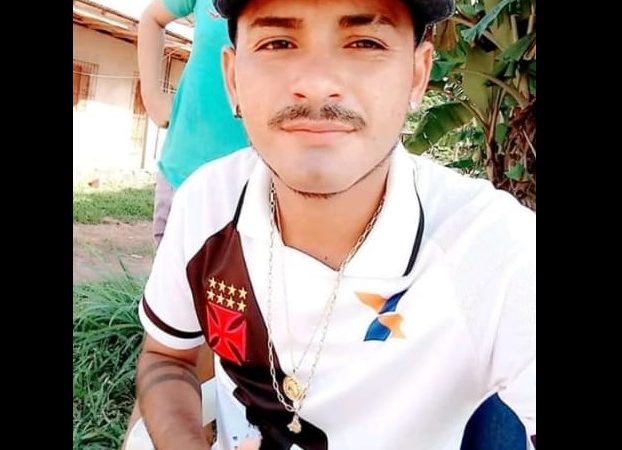 Homem é morto à facadas na Praça Cívica de Santana