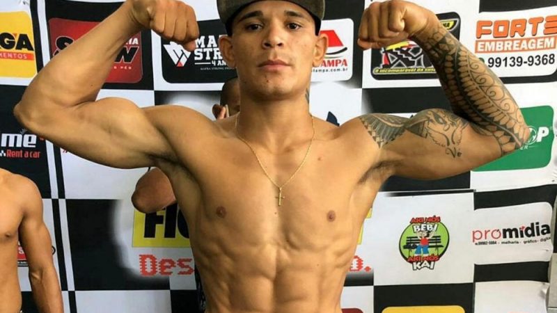 Santanense Márcio Ticoto nocauteia adversário no Shooto Brasil do Rio de Janeiro