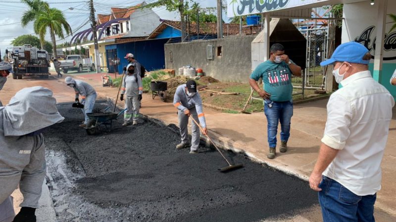 Vias de Santana recebem manutenção asfáltica