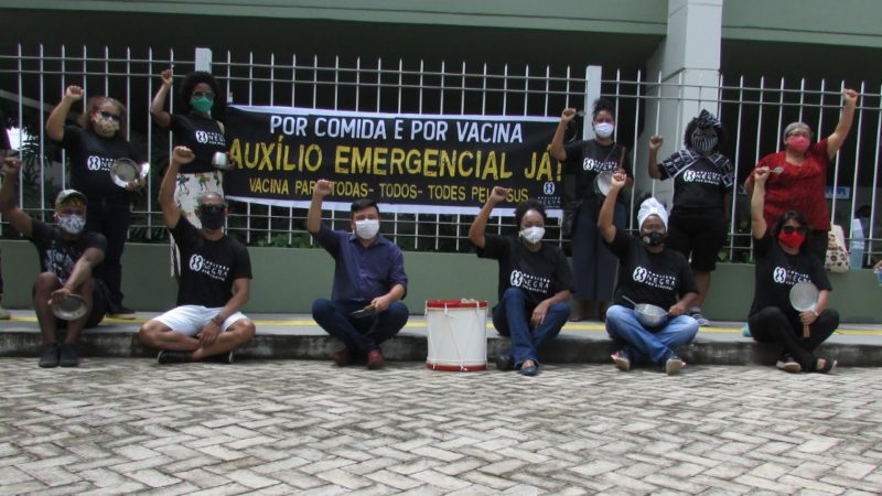 Coalização Negra defende volta do auxílio emergencial e vacina para todos