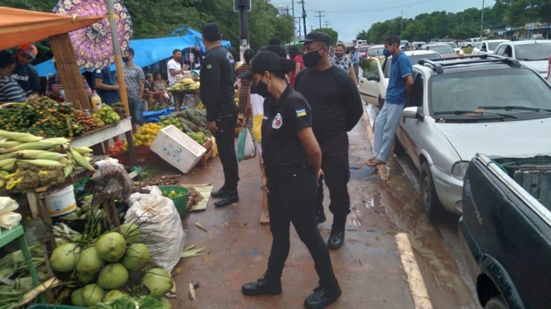 Prefeitura de Santana realiza fiscalização em feiras para evitar o avanço da COVID-19