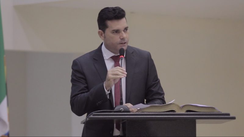 Projeto de Lei pede a prorrogação e redução do valor de taxas dos taxistas e mototaxistas no âmbito do município de Santana