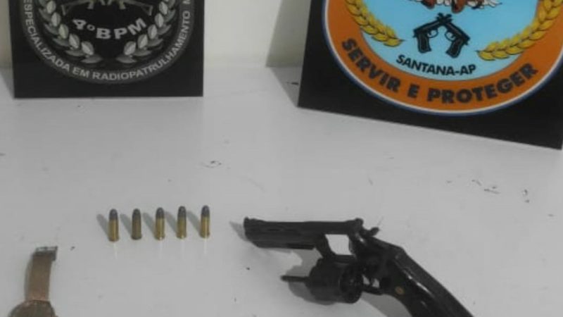 Prisão: Policiais do 4º Batalhão da PM, prendem homem com arma de fogo