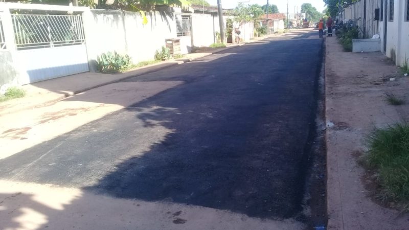 Atendendo reivindicação antiga, PMS realiza limpeza e tapa buracos no Novo Horizonte