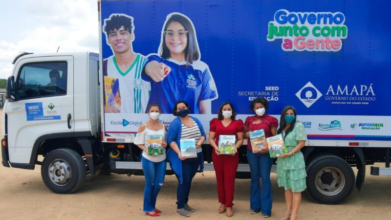 Educação: livros didáticos regionalizados são entregues a rede municipal de ensino de Santana