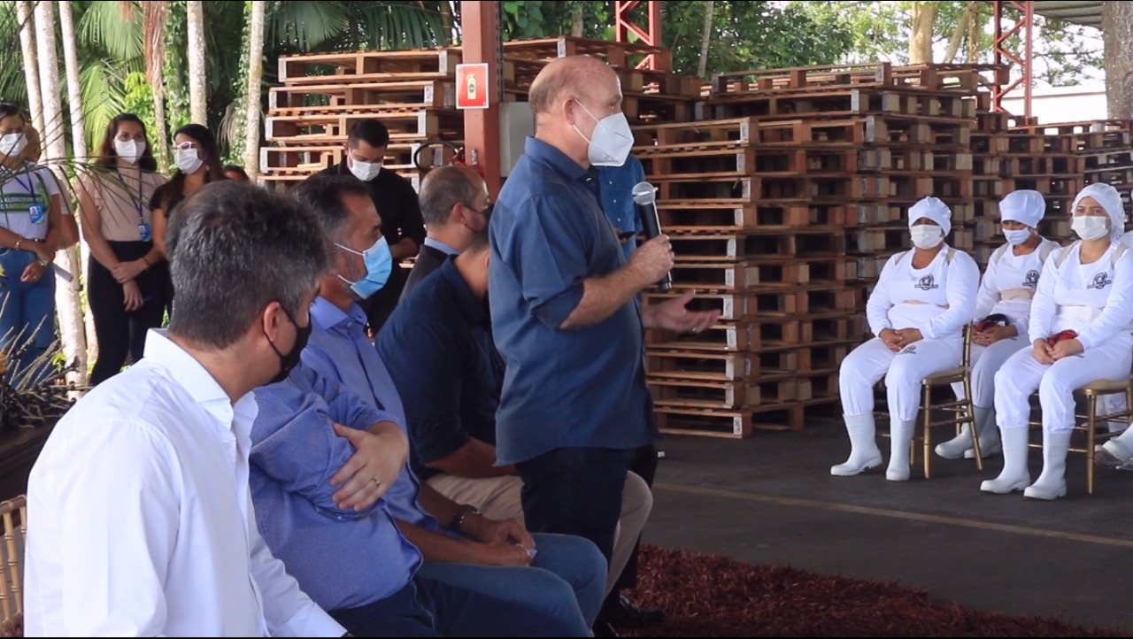 Prefeito Bala participa da inauguração da nova estrutura da Sambazon e de entrega do Selo Amapá
