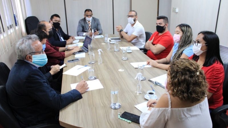 Santana inicia tratativas para adesão ao programa Moradia Legal