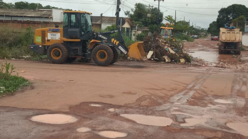 Lixeira viciada é limpa pela 10ª vez em Santana e medidas rígidas serão tomadas