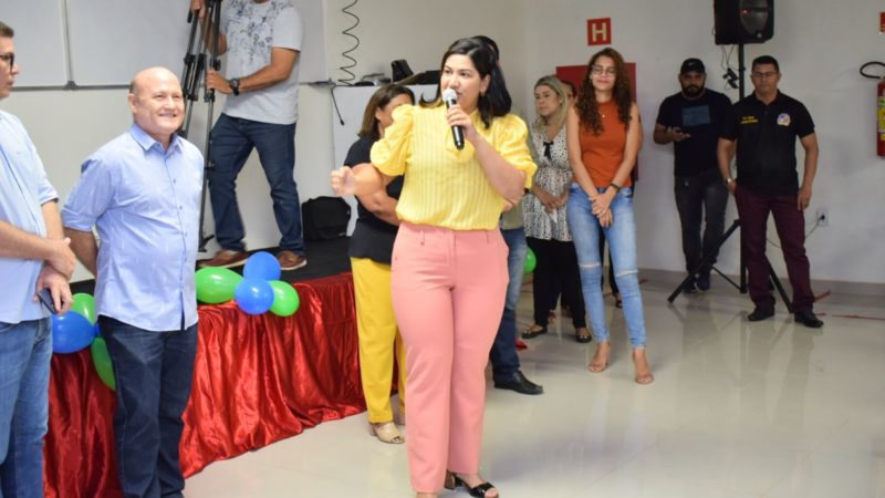 Educação: Prefeito Bala e Isabel Nogueira, lançam oficialmente o curso Prepara Santana