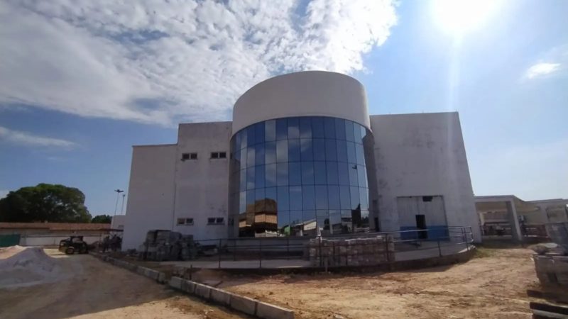 Melhoria: Obras do Cine Teatro Municipal de Santana estão em estágio avançado
