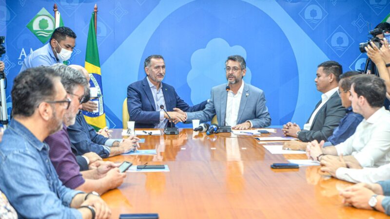 Em coletiva, Clécio Luís e Waldez Góes anunciam início da transição de governo