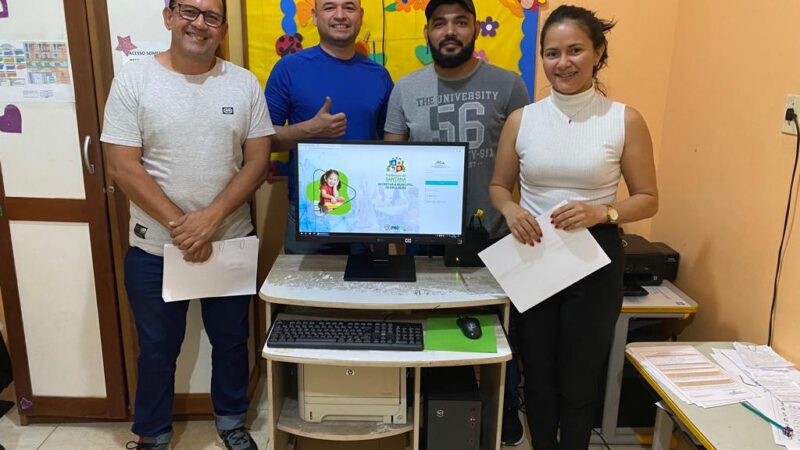 Em Santana, novos computadores são entregues às escolas da rede municipal