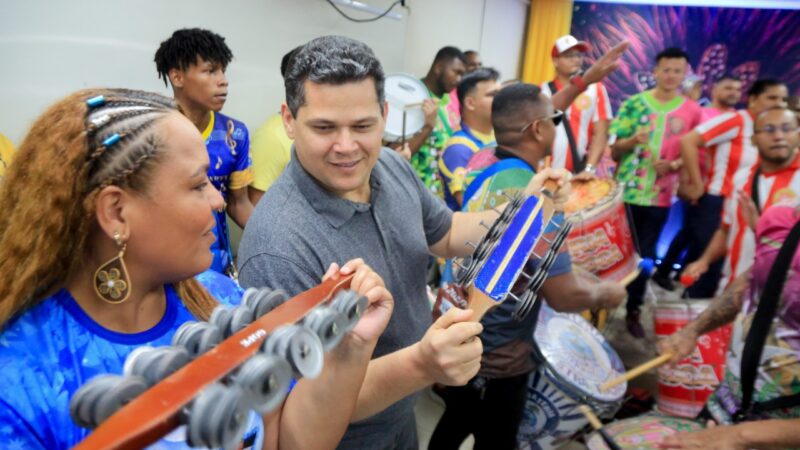 Davi destina mais de R$ 5 milhões para o carnaval do AP e, em parceria com o GEA, garante desfile