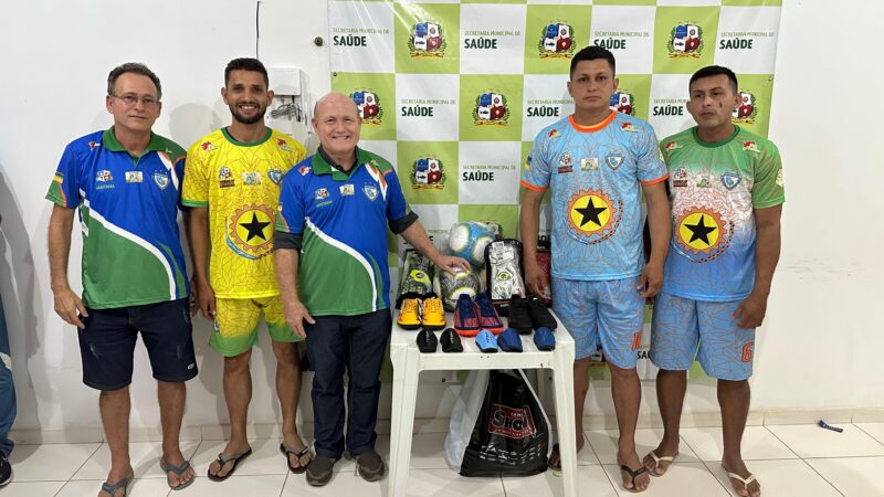 Seleção de Santana recebe materiais esportivos e está pronta para o Intermunicipal 2023