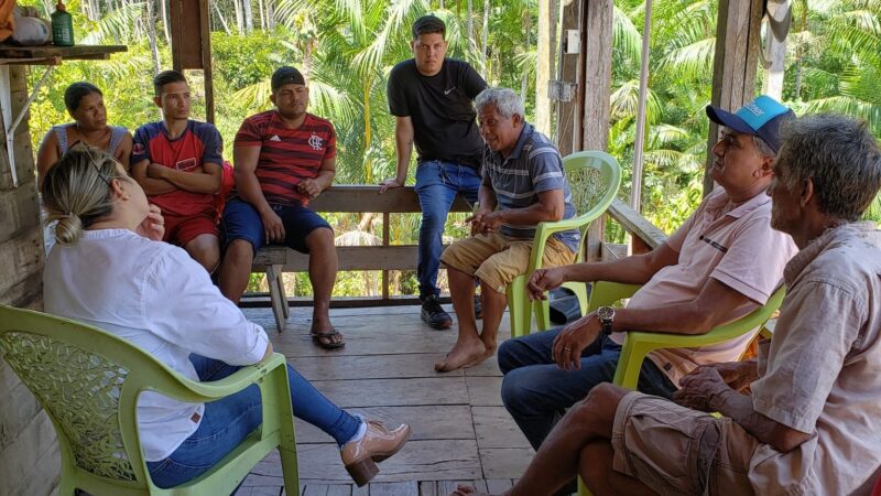 Agricultores da Ilha de Santana recebem assistência da Prefeitura de Santana