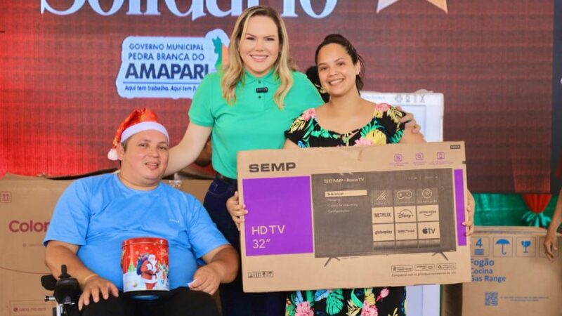 Natal Solidário em Pedra Branca contempla 2 mil famílias