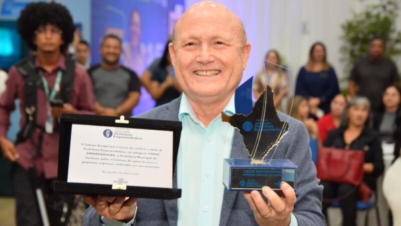 Prefeitura de Santana ganha prêmio do Sebrae de ‘Cidade Empreendedora’