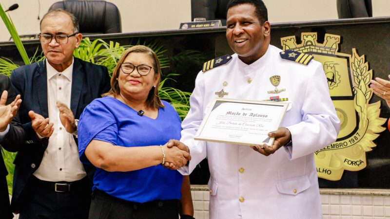 Vereadora Socorro Nogueira, presta moção de aplausos a Capitão dos Portos do Amapá