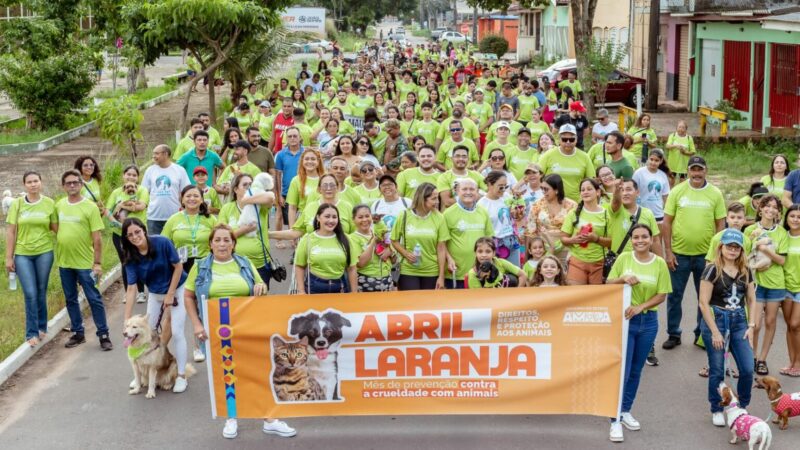 Como parte do Abril Laranja, 1ª Cãominhada é sucesso em Santana