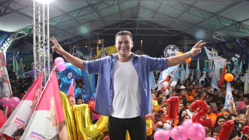 Com força para desbancar o atual prefeito de Macapá, Teles Junior aparece como opção do eleitor