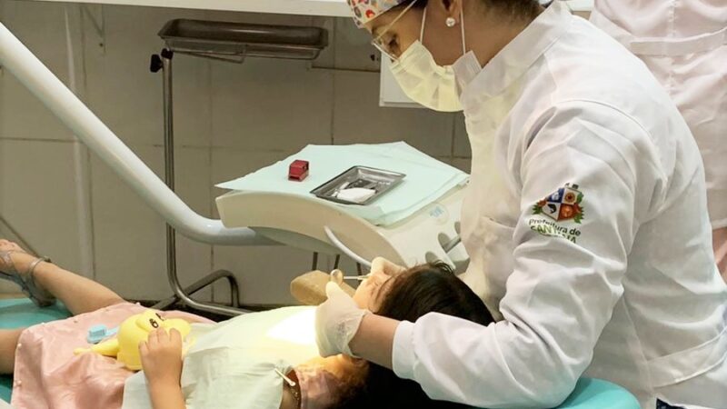 Prefeitura de Santana celebra o Dia do Cirurgião-Dentista com capacitação em saúde bucal