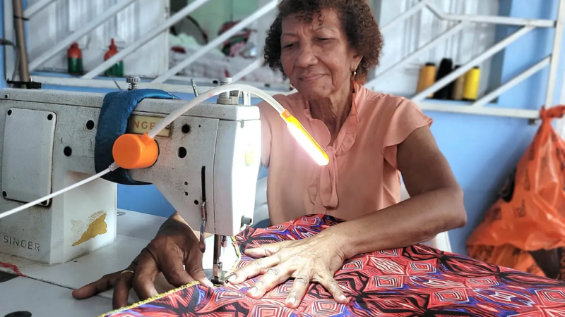 “É importante a valorização dos nossos bastidores”, diz estilista de figurinos para o Carnaval 2025