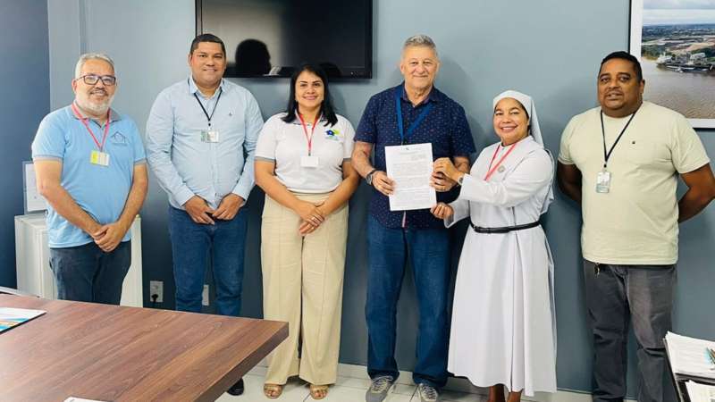 Docas de Santana e Casa Marcelo Cândia firmam parceria para qualificação profissional