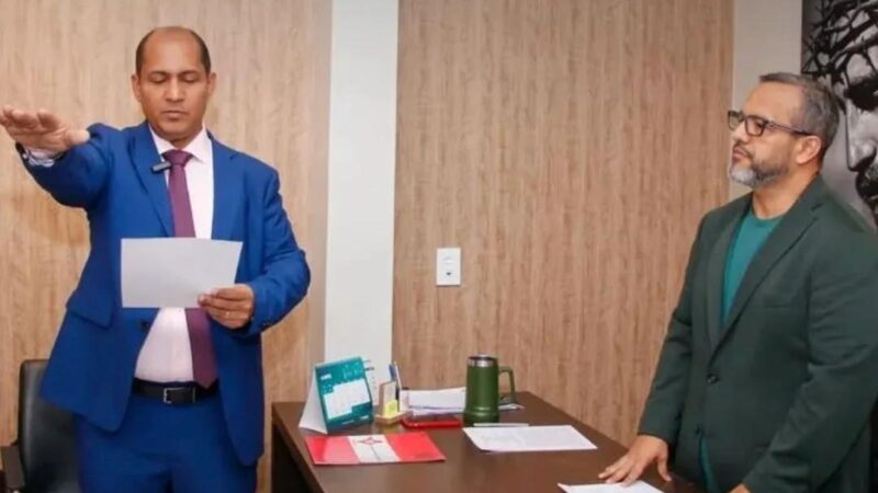 Zé Luiz toma posse como vereador de Macapá após licença de Claudiomar Rosa