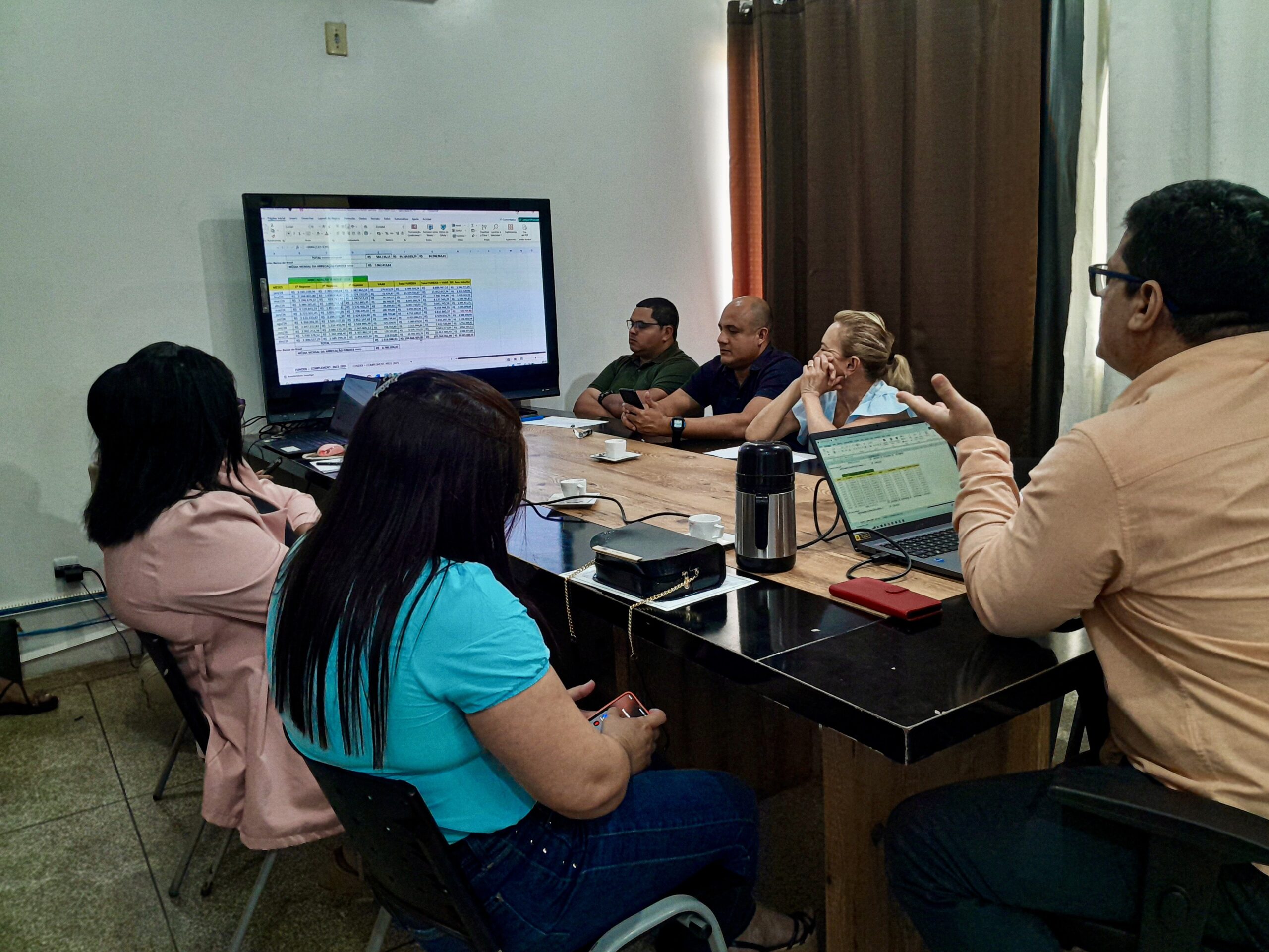 Prefeitura de Santana apresenta prestação de contas ao CACS-Fundeb