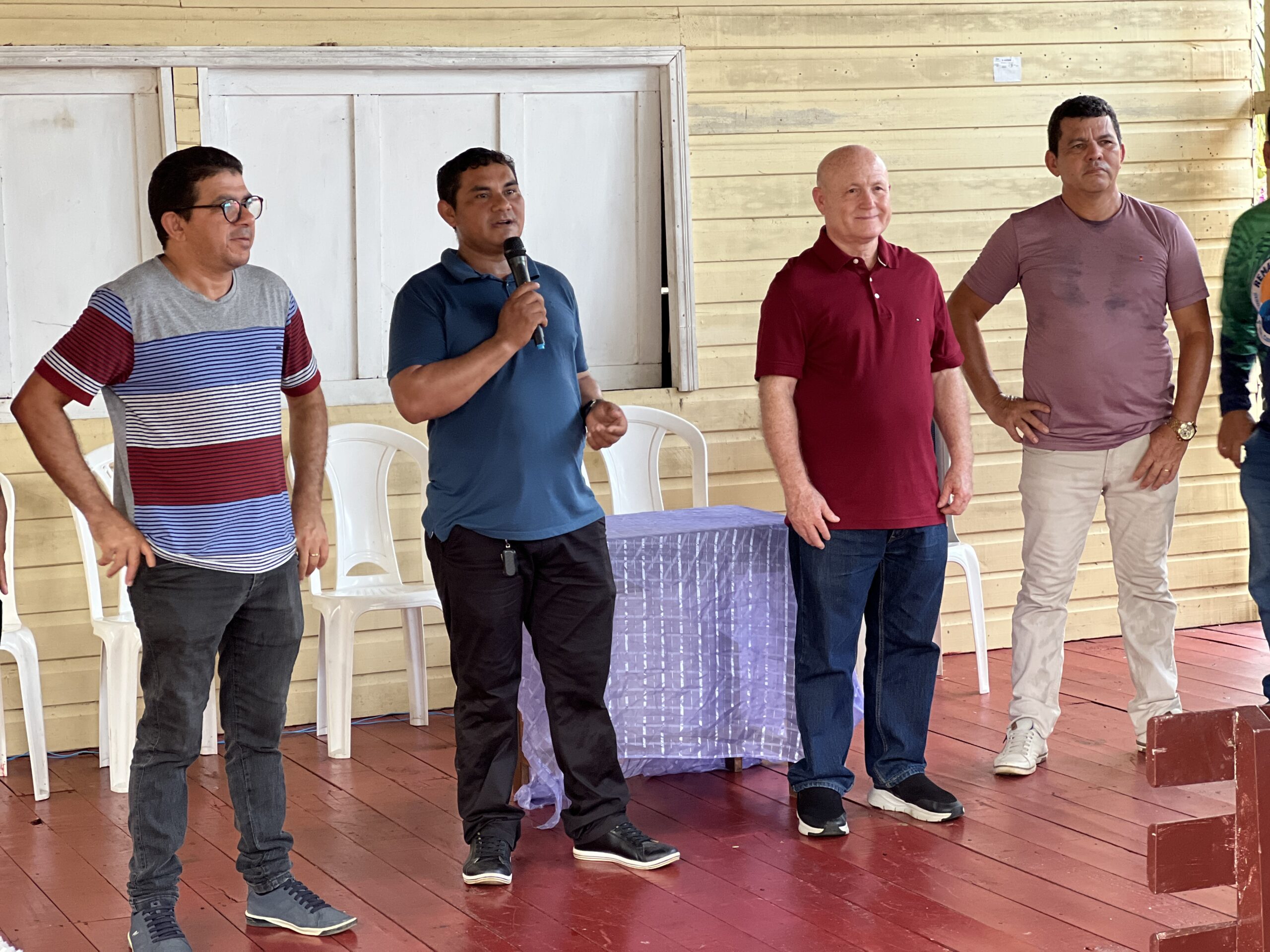 Parceria PMS x GEA: Moradores da ponte do Atalaia receberão passarelas em concreto