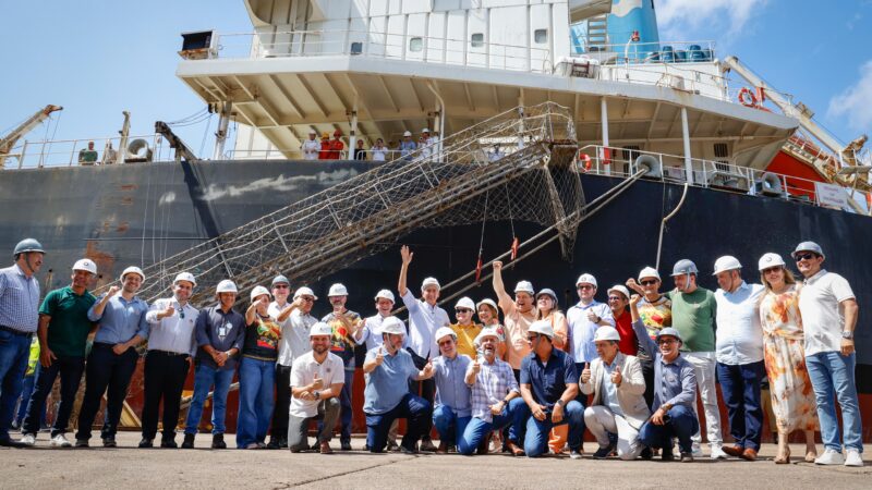 CDSA: Navio chinês atraca em Santana inaugurando nova rota marítima entre China e Brasil