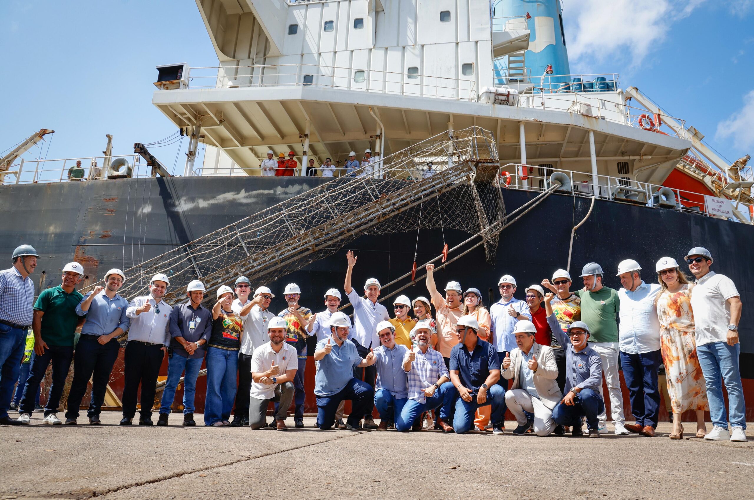 CDSA: Navio chinês atraca em Santana inaugurando nova rota marítima entre China e Brasil