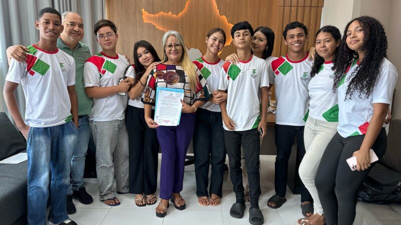 Alunos mazaganenses do Ifap Santana são recebidos na Prefeitura de Mazagão