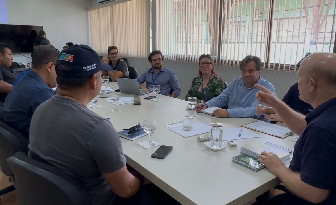 Prefeito Bala Rocha recebe representantes da CODEVASF, SETRAP e empresas executoras para tratar de obras estruturantes em Santana