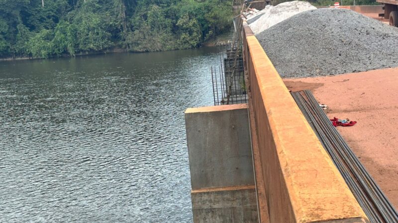 Avança a reforma e ampliação da ponte sobre o rio Amapari, em Serra do Navio