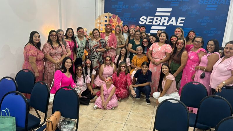 Escola Jardim de Deus promove homenagem emocionante a mulheres da educação