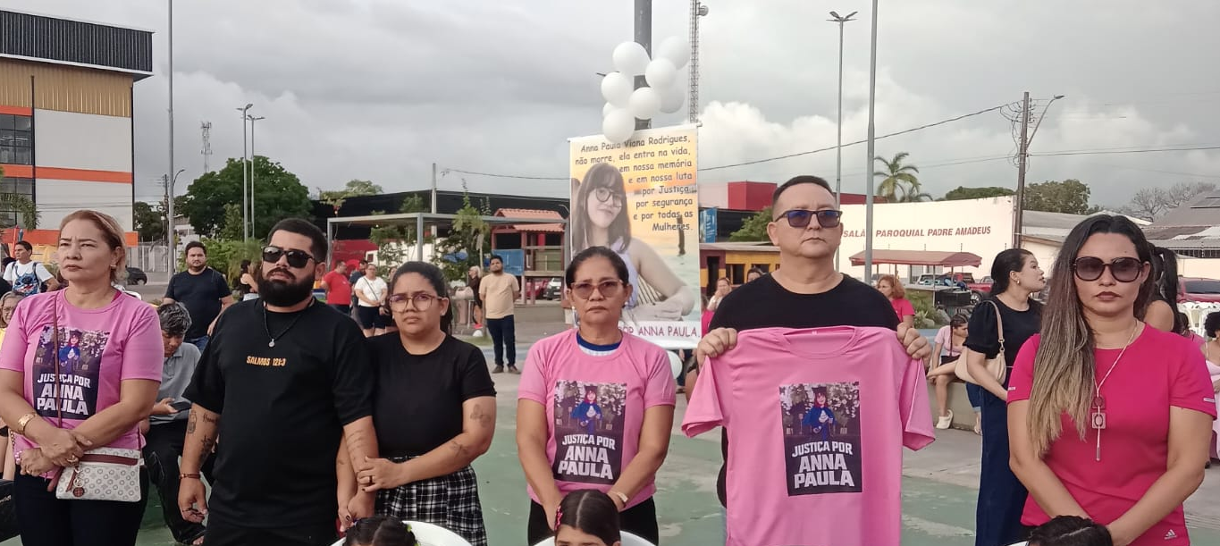 “Meu mundo acabou”, desabafa pai de Anna Paula, durante ato pedindo justiça em Santana