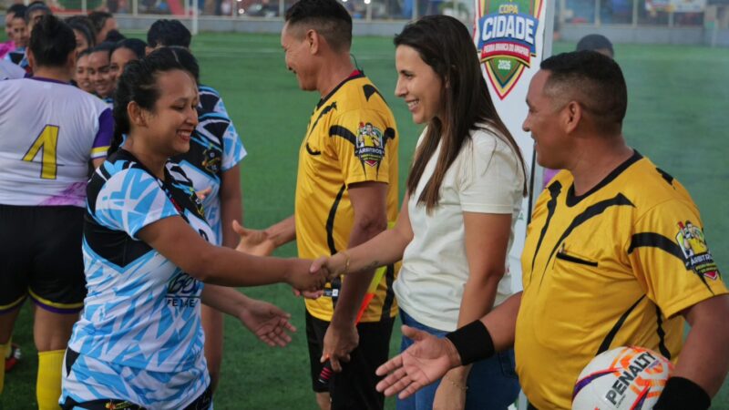 Copa Cidade define semifinalistas e abre competição feminina em Pedra Branca