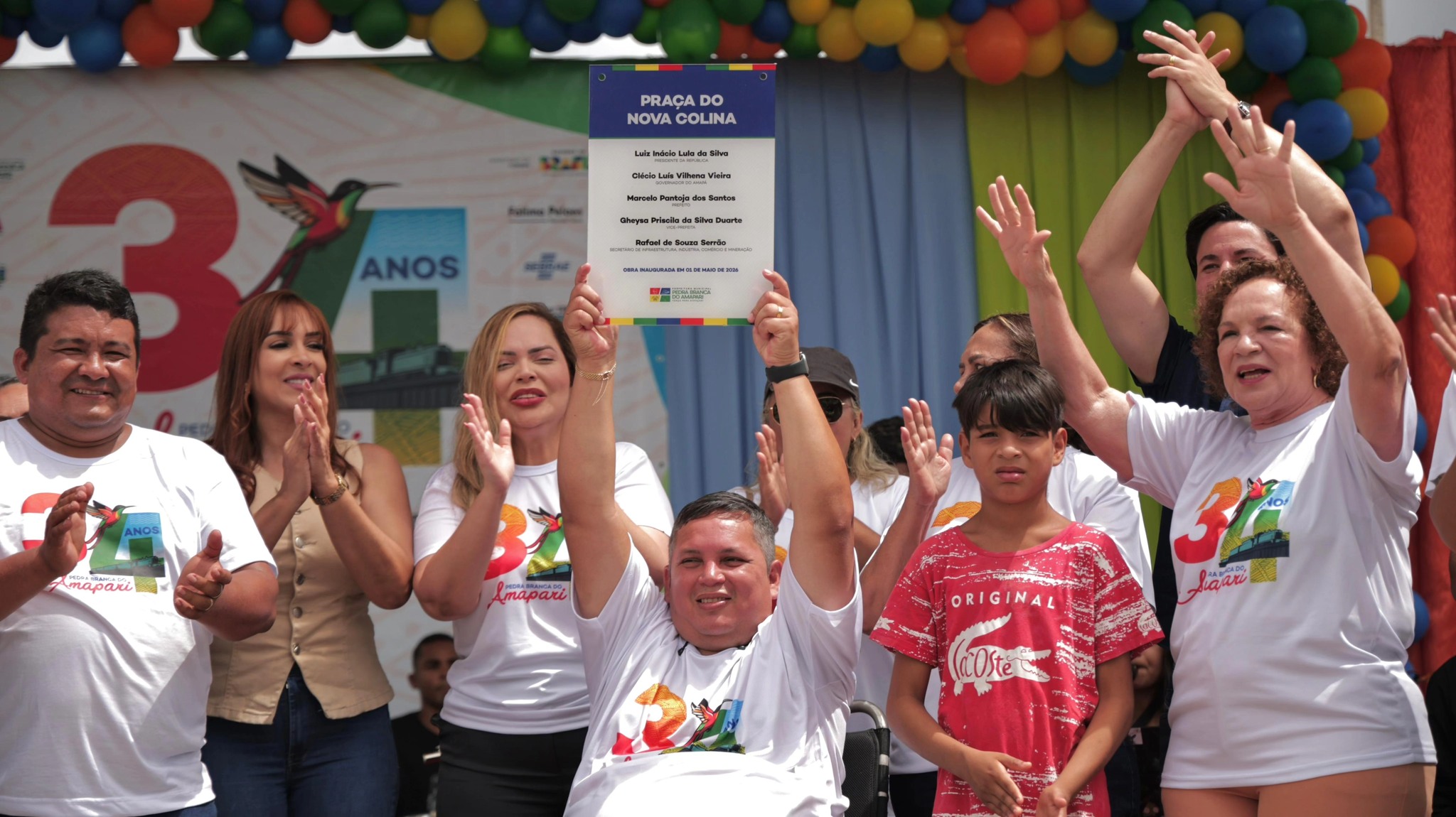 Prefeito Marcelo entrega praça no bairro Nova Colina durante comemoração dos 34 anos de Pedra Branca