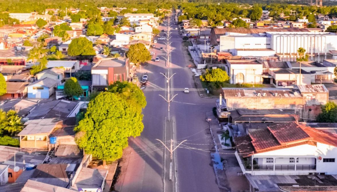 Prefeitura de Santana lança programa habitacional com previsão de 496 moradias para famílias do município