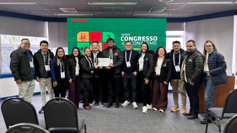 Santana apresenta projeto na 21ª Mostra Brasil, ‘Aqui tem SUS’ durante Congresso Nacional