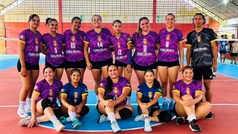 Seleção Feminina de Pedra Branca estreia no Intermunicipal de Voleibol em Laranjal do Jari