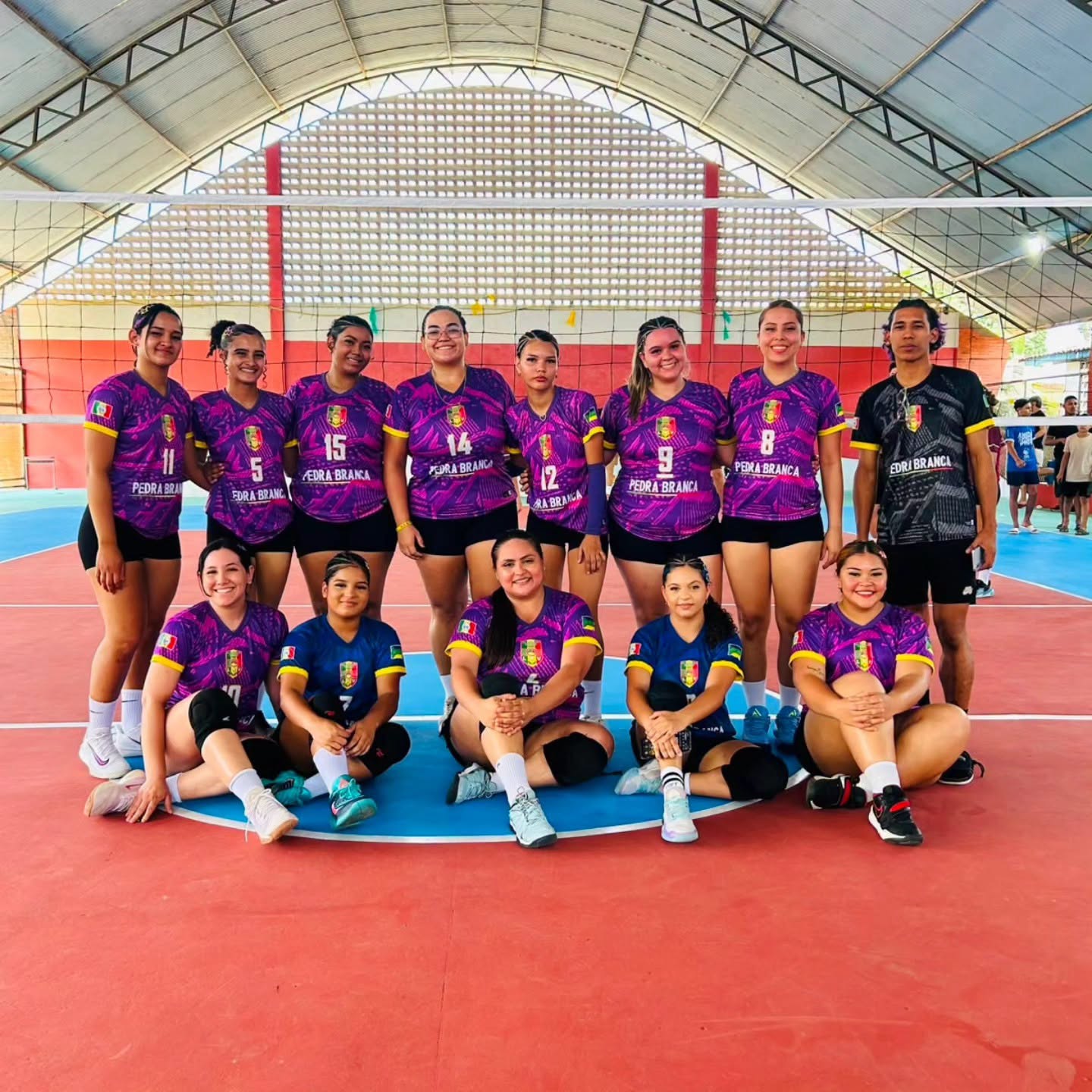 Seleção Feminina de Pedra Branca estreia no Intermunicipal de Voleibol em Laranjal do Jari