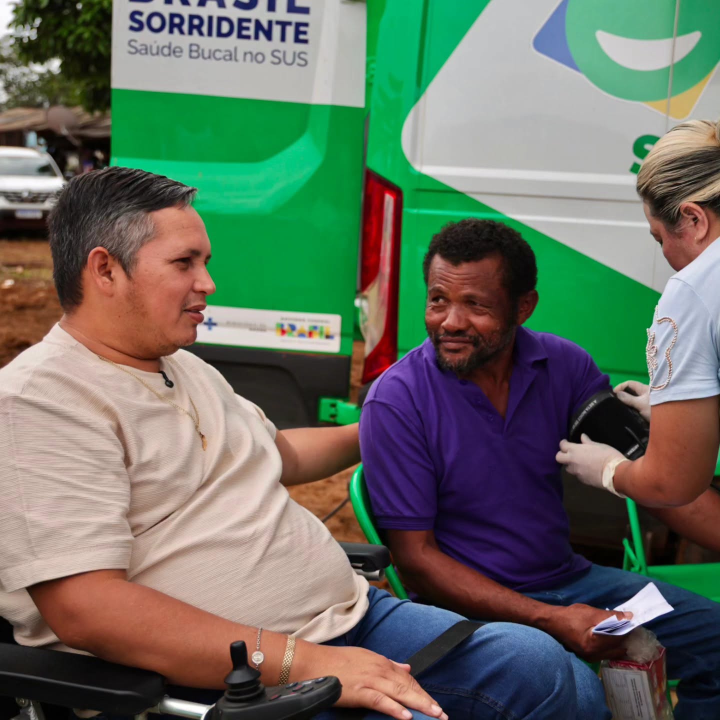 Ação integrada da Prefeitura leva saúde, esporte, assistência social e serviços públicos à Perimetral Norte