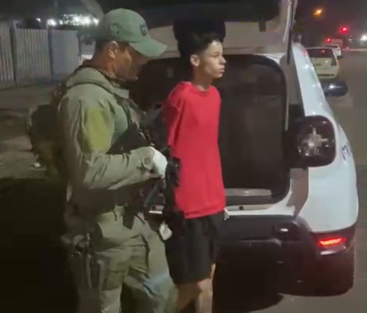 Em Santana, jovem esfaqueia a irmã de 14 anos e é contido com arma de choque