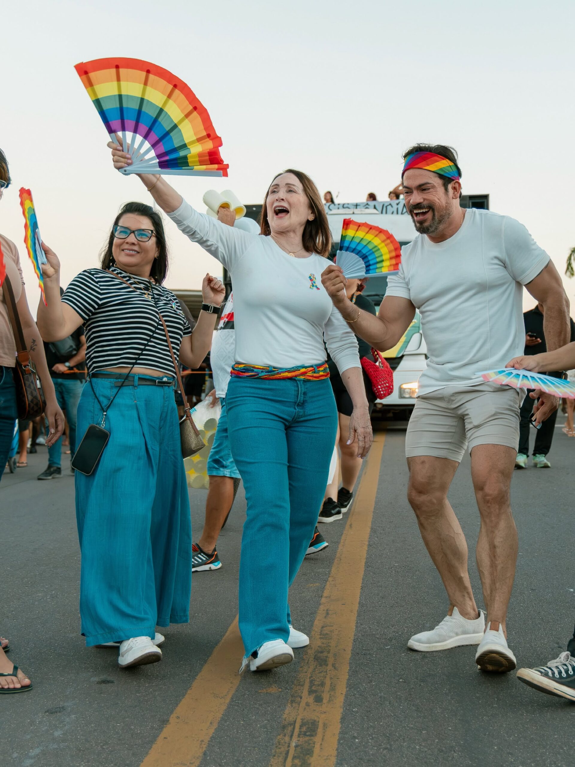 Bena Rocha destaca respeito e inclusão durante a 26ª Parada do Orgulho LGBTQIA+ de Macapá